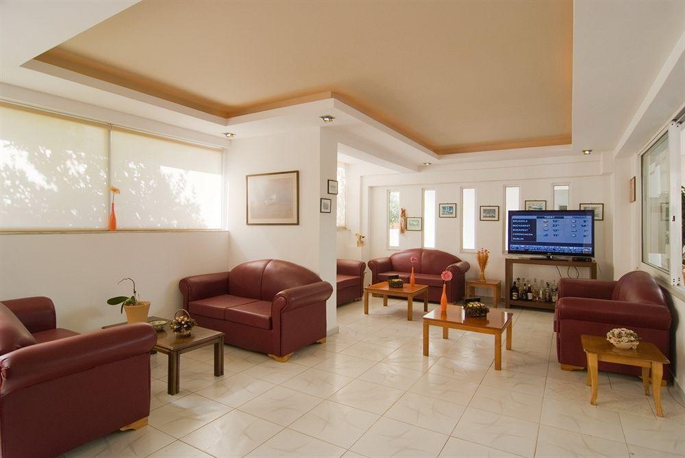 Tropicana Beach Hotel Stalos Luaran gambar